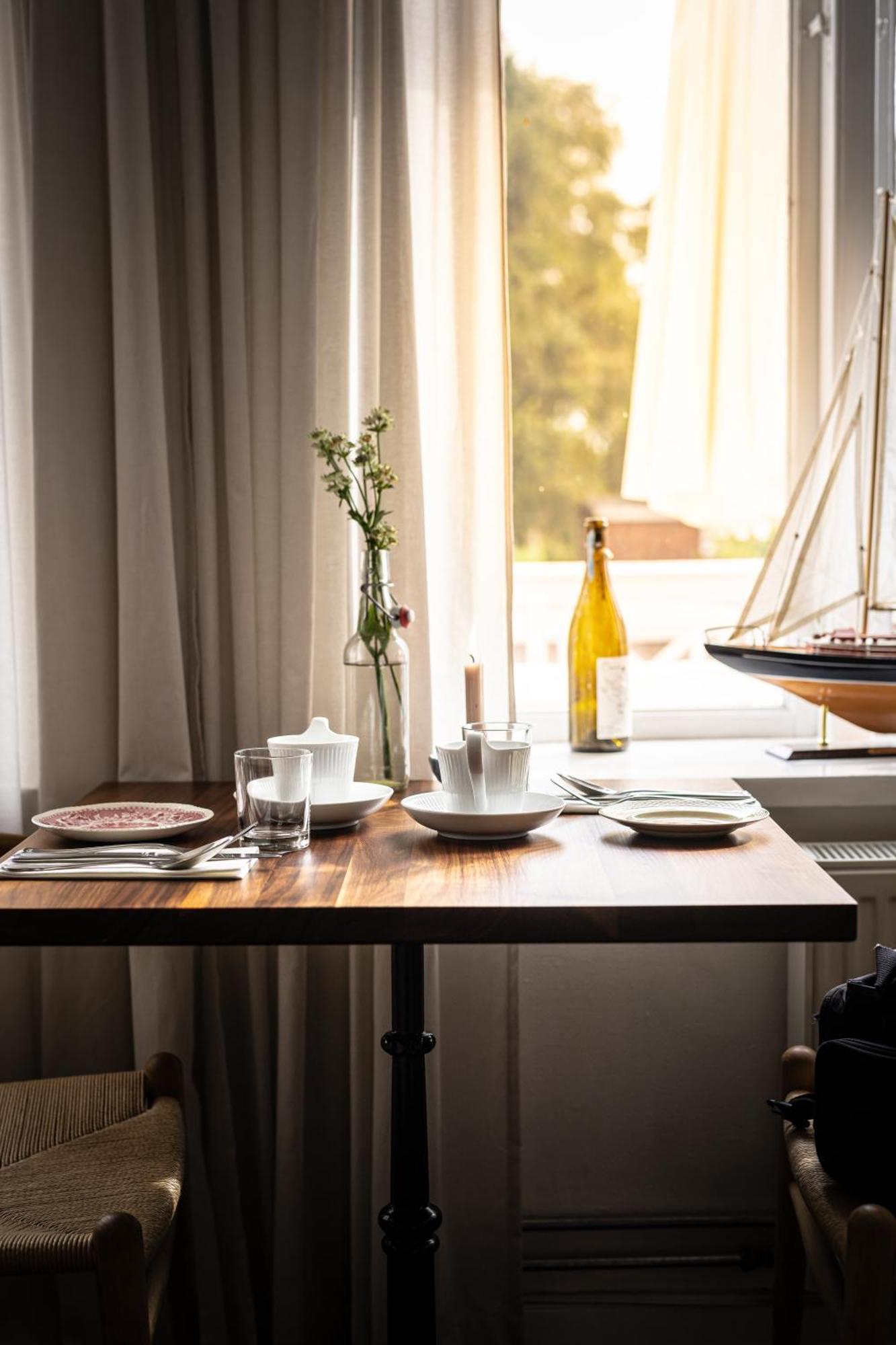Arnfeldt Hotel Ærøskøbing Exteriér fotografie